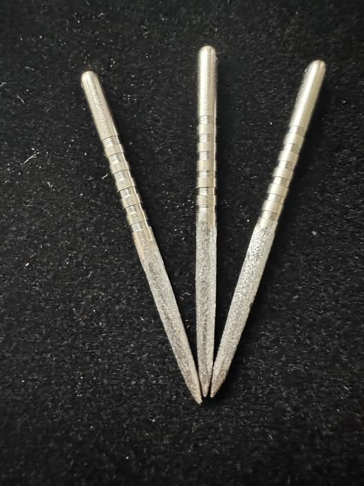 Pharaoh Points - Groove Finger Grip Points Diamond  - Silver
